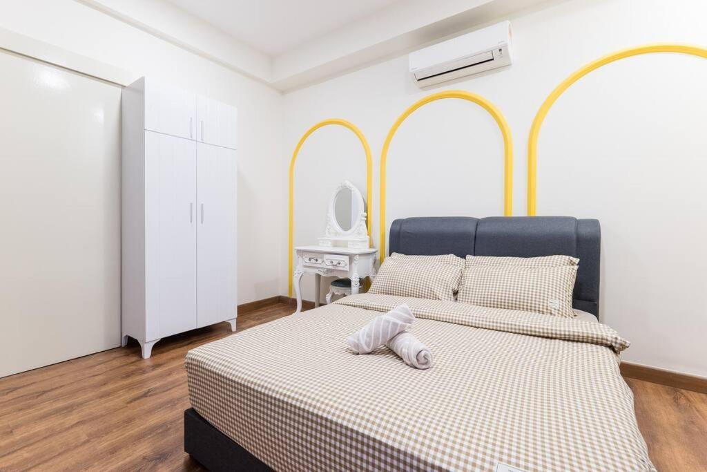 Arte Mont Kiara Duplex 4 Pax Jacuzzi Apartment Kuala Lumpur Luaran gambar